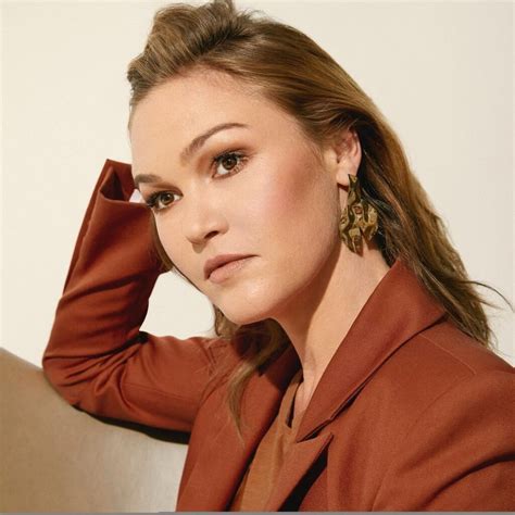 Julia Stiles Now The Untold Truth About Her Life And Career Vizaca