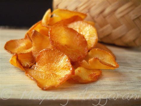 Keripik singkong pedas apk we provide on this page is original, direct fetch from google store. Keripik singkong pedas | Spicy and salty casava chips ...