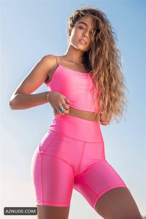 Sommer Ray Presents Swimwear And Sportswear In A Photoshoot For Sommer