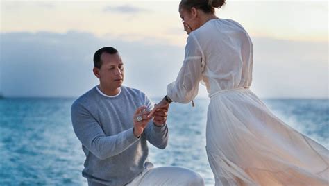 A Rod And J Lo Engagement Photos Prove That Instagram Is