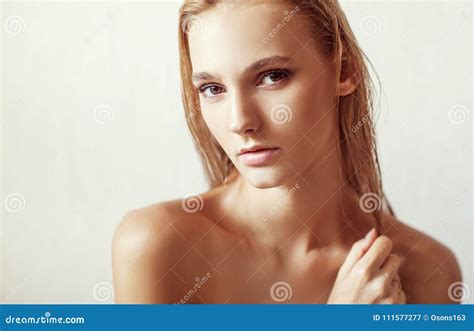 Portrait Of The Beautiful Naked Woman At A Field Hoodoo Wallpaper