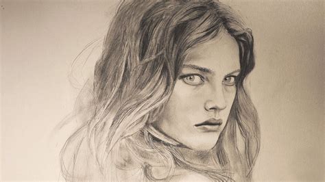 Apart from the very big picture. How to Draw a Realistic face -Time Lapse- Natalia Vodianova - YouTube