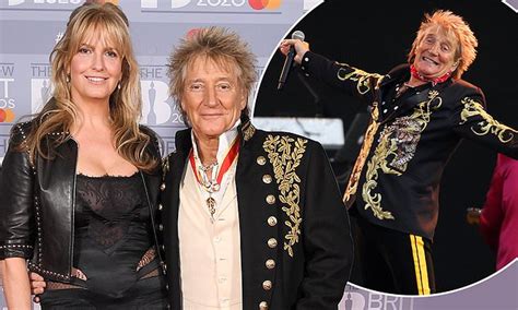 Rod Stewart Reveals Wife Penny Lancaster Threw A Pair Of Men S Pants At Him While He Performed