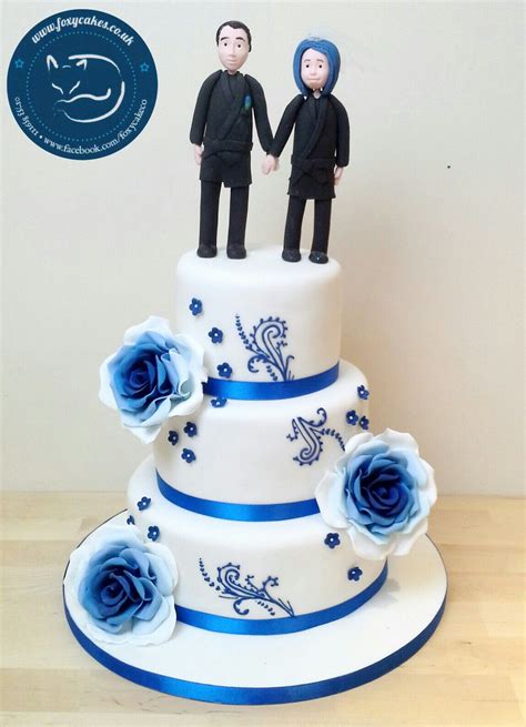 Blue themed Wedding Cake, made by The Foxy Cake Company! | Blue themed wedding cake, Themed ...