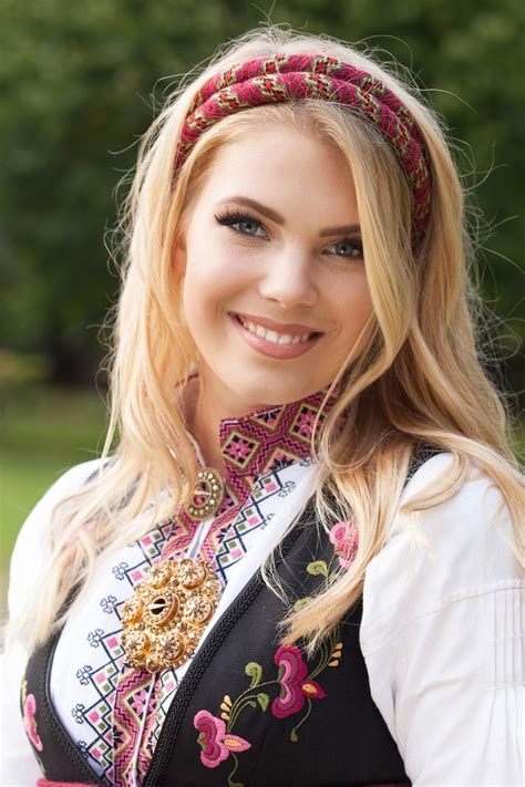 Norway Rostro De Mujer Mujer Rusa Mujeres Preciosas