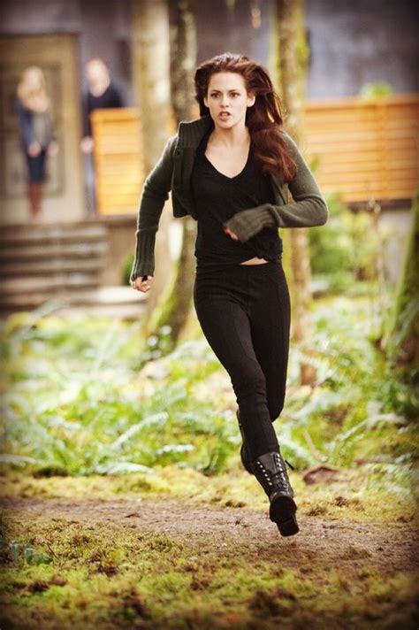 Twilight Breaking Dawn Part 2 Bella Outfits