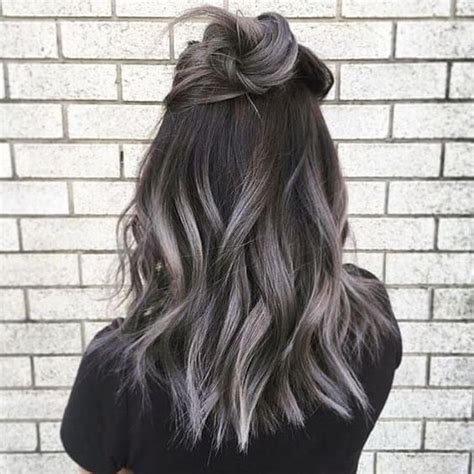 25 Silver Hair Color Looks That Are Absolutely Gorgeous Haare Grau