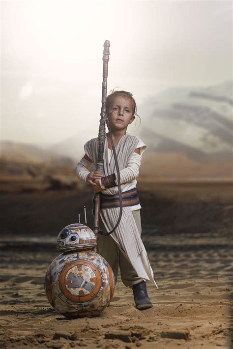 Daughter Shines As Rey In Photos Taken By Photographer Dad This Star