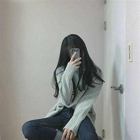 See more ideas about aesthetic girl, aesthetic, girl. faceless girl (Dengan gambar) | Gambar