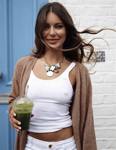 Louise Thompson Instagram Made In Chelsea Babe Wows With Braless Pic