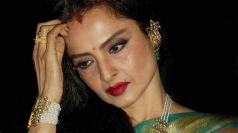 Forced Smooch To Wearing Sindoor Rekha The Untold Story Reveals