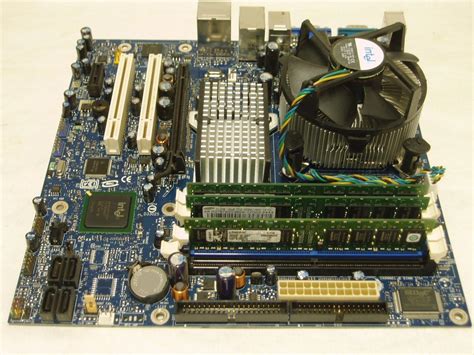 Intel Desktop Motherboard D945gpm With 28 Ghz Pentium D Cpu And 2gb