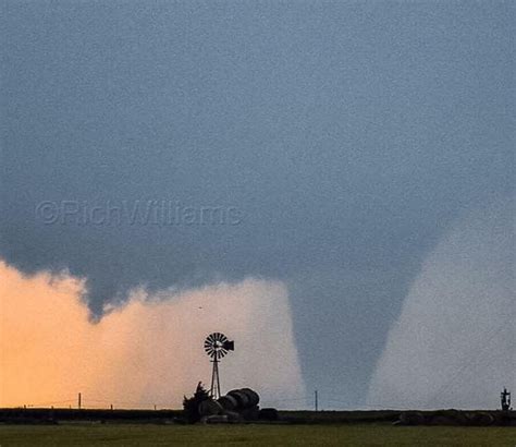 2016 Tornado Seen In Dodge City Kansas Storm Chasing Weather