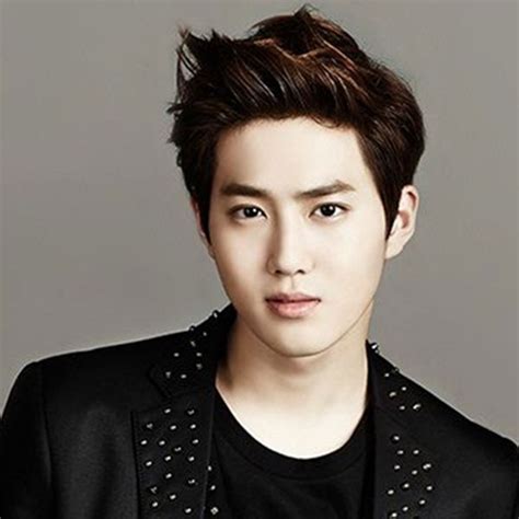 Suho was an active student and earned good grades during grade school. Korean Stars' Real Personality EXO Suho