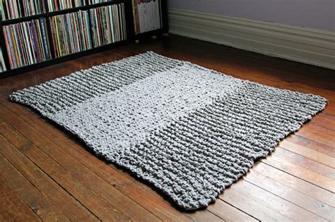 Bulky Knit Rug Pattern Free Knitting Pattern Hands Occupied
