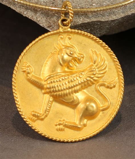 18k Gold Griffin Medallion