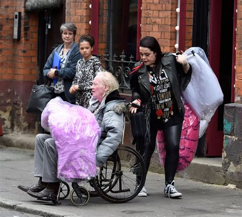 Pictures Northern Quarter Filming For New Bbc Drama Age Before Beauty Manchester Evening News