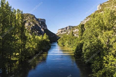 Ebro River Through A Valley In Spain — Stock Photo © J2r 127413356