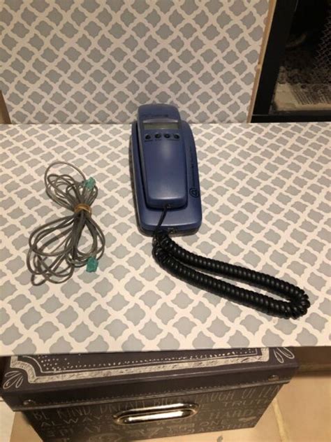 Southwestern Bell Sleek Line~ Fm2552b Blue Corded Freedom Phone W