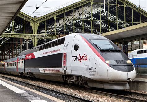Tgv Lyria High Speed Train 320 Kmh 乗り物 ヨーロッパ 電車