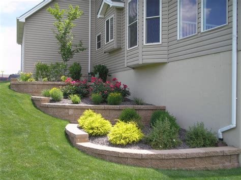 Side Yard Landscaping Ideas For Side Of House With Slope Landscape