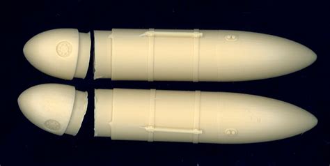 Custom Aeronautical Miniatures R24001 124 108 Gallon Paper Drop Tanks