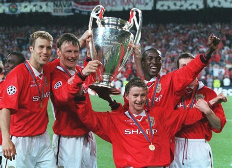 The 5 Best Manchester United Kits Ever