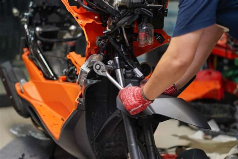 10 Dos And Donts Of Motorcycle Maintenance Vern Fonk Insurance