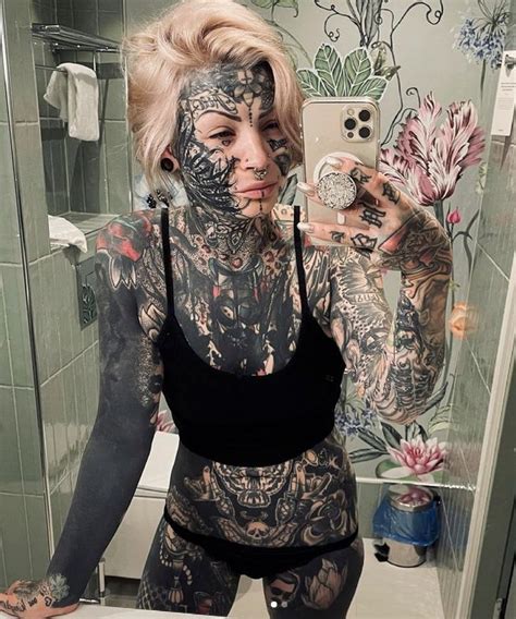 Tattoo Mum Drops Jaws As She Flaunts Multiple Inkings In S Xy Topless Snap Daily Celeby