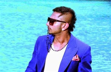 Yo Yo Honey Singh In Hot Waters Over Vulgar Lyrics