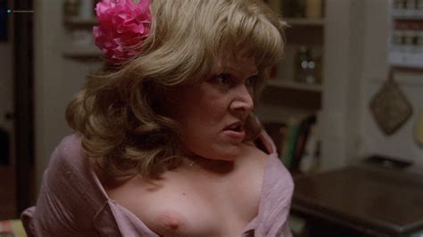 Julia Duffy Nude Topless And Sex Susan Tyrrell Nude Boobs Night