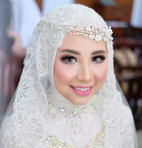 Makeup By Radenannisabrides Hijab Do Wedding Hijab Bridal Muslim Wedding Gown Wedding Hijab