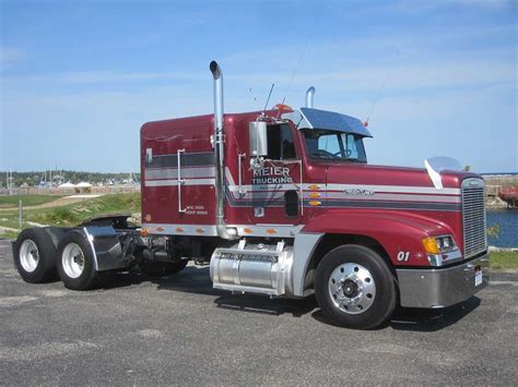 Moving And Shaking 92 Freightliner Fld 120 Overdrive