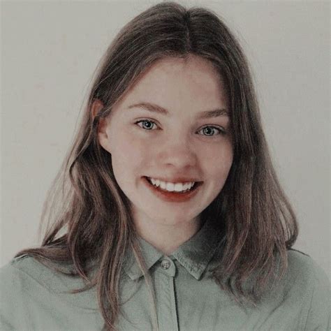 Kristine Froseth Icons © Tumblr Candyquxxnedits © Twitter