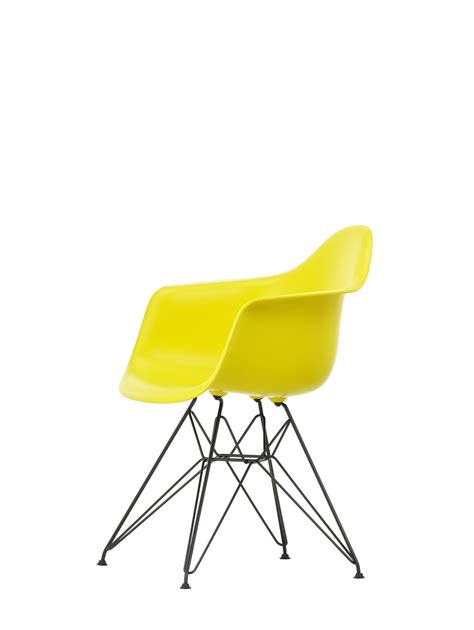 Das design der stuhlbeine vom eames armchair ist sehr vielfältig. Eames Plastic Arm Chair DAR Stuhl Vitra Farben 2019 ...