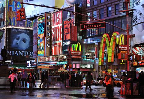 Broadway Times Square At Night View This At A Larger Size Flickr