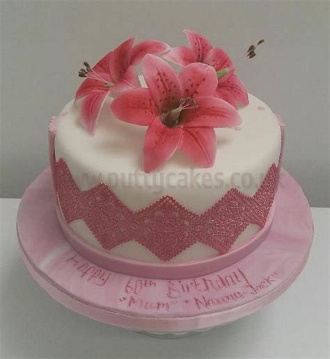 Lily Cake With Edible Flowers And Cake Lace Decorated Cakesdecor