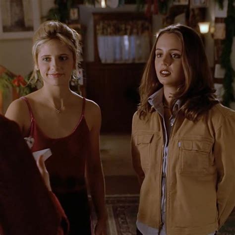 Sarah Michelle Gellar And Eliza Dushku In Buffy R1998teenmovie