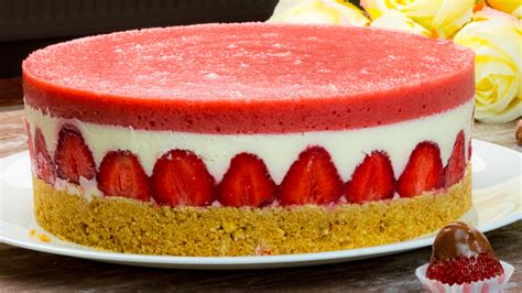 Cheesecake Cu Căpșuni Fără Coacere Un Gust Fin și Foarte Delicios