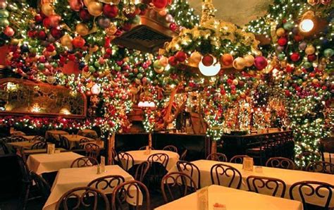 This new york city bar spends $60,000 every year on christmas decorations. 5 NYC Bars and Restaurants With Crazy Christmas Decor ...