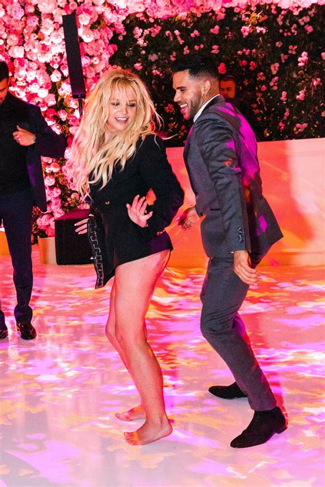 Britney Spears 40 Is Pure Joy Dancing Pantsless At Her Wedding In