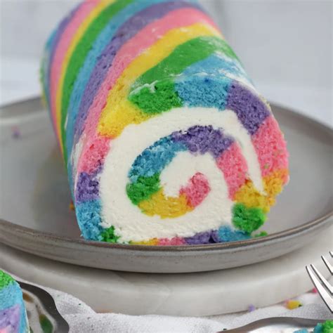 Baking With Blondie Baking With Blondie In 2021 Roll Cake Rainbow