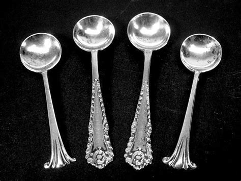 Lot Of 4 Vintage Antique English Sterling Silver Salt Spoons Ebay