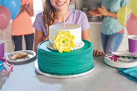 From cakes taller than the groom to elaborate sugar flower displays to a cake that cost as much as a down payment on a house these are. Walmart Cakes Prices, Models & How to Order | Bakery Cakes ...