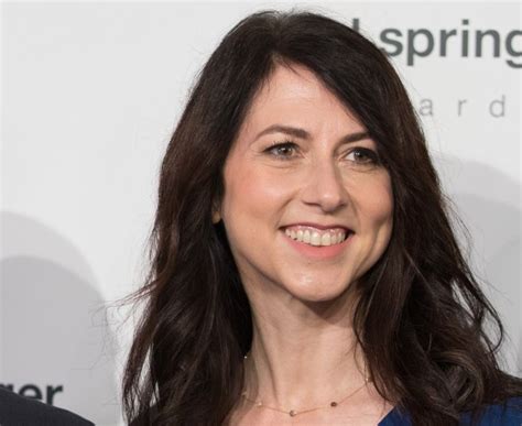 Mackenzie Scott Jeff Bezos Ex Wife Says Shes Given Away 41b In 4