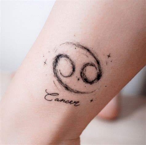 Good Pattern Tattoos Patterntattoos In 2020 Zodiac Tattoos Cancer