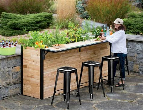 Outdoor Bar Made With Reclaimed Wood Doubles As A Planter Backyard