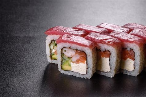 Premium Photo Sushi Roll Sushi With Prawn Avocado Cream Cheese