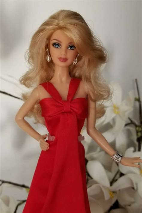 Mattel Model Muse Barbie Doll In Basics The Look Red Dress Blonde Red Carpet Pretty Red Dress