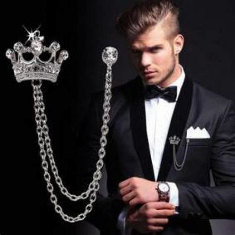Mens High Grade Crown Brooch British Wind Suit Chains Pin Badge Retro